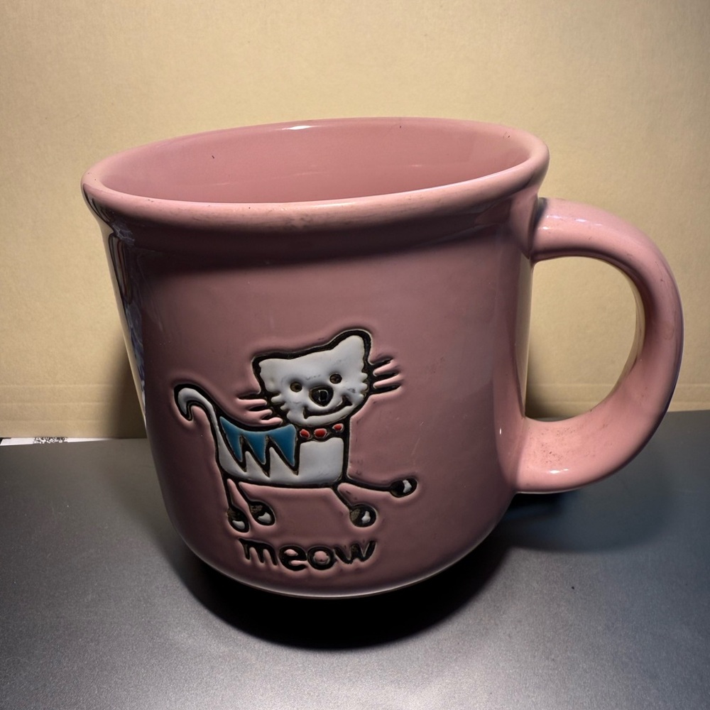 Pink Cat Mug with Meow Design